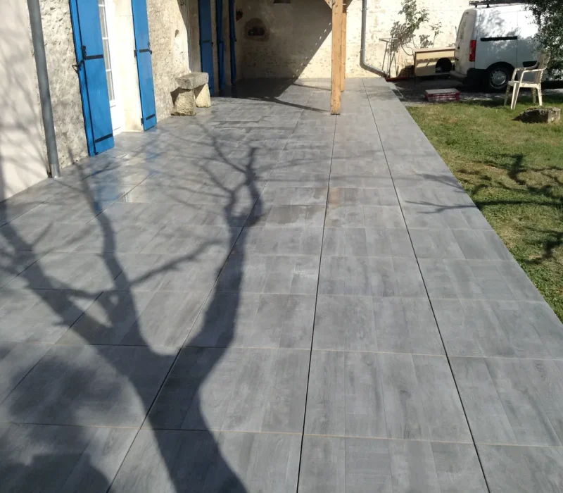 carrelage-exterieur-platrerie-blanc-pamproux (1)