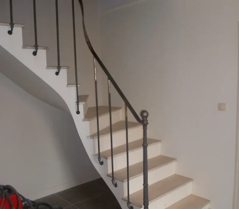 escalier-platrerie-blanc-pamproux (3)