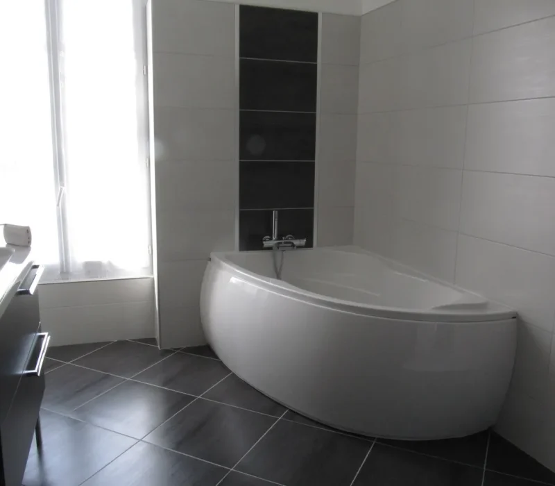 salle-de-bains-platrerie-blanc-pamproux (2)